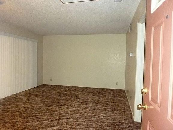 2nd image of 2554 Olive Dr APT 89