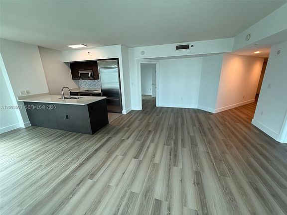 2nd image of 55 SE 6th St APT 1902