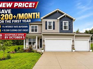 709 Prairie View Dr, West Branch, IA 52358
