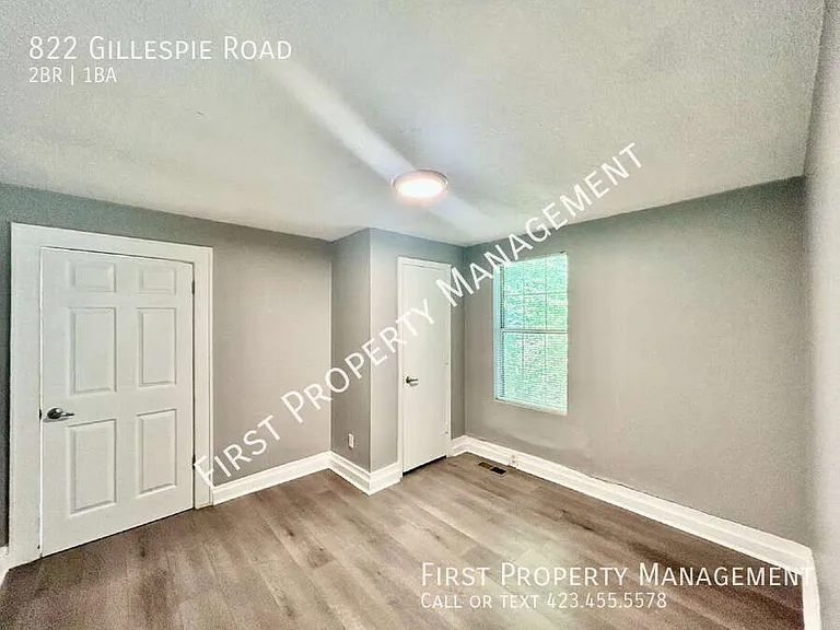 822 Gillespie Rd — Photo 16