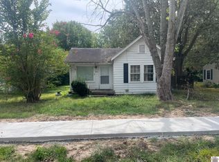 2702 Jones St, Paducah, KY 42003