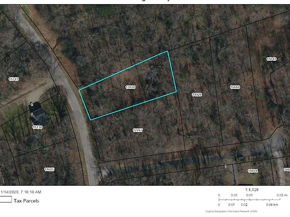 3rd image of 240 Maplewood Ln