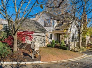8450 Gullane Ct, Dublin, OH