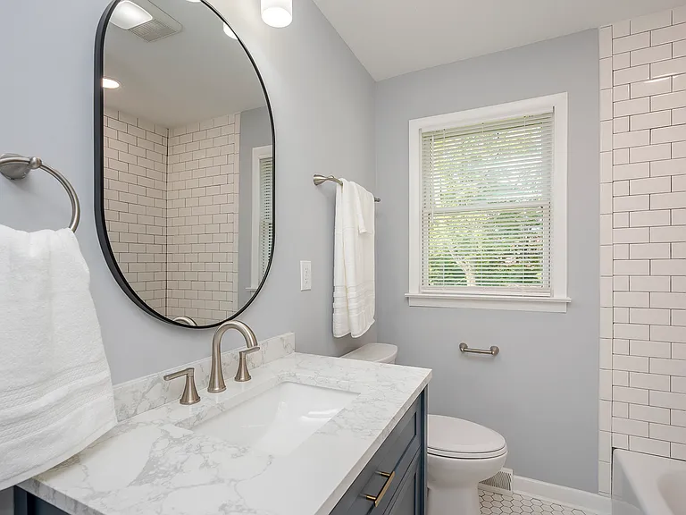 1022 Della Dr — Photo 16