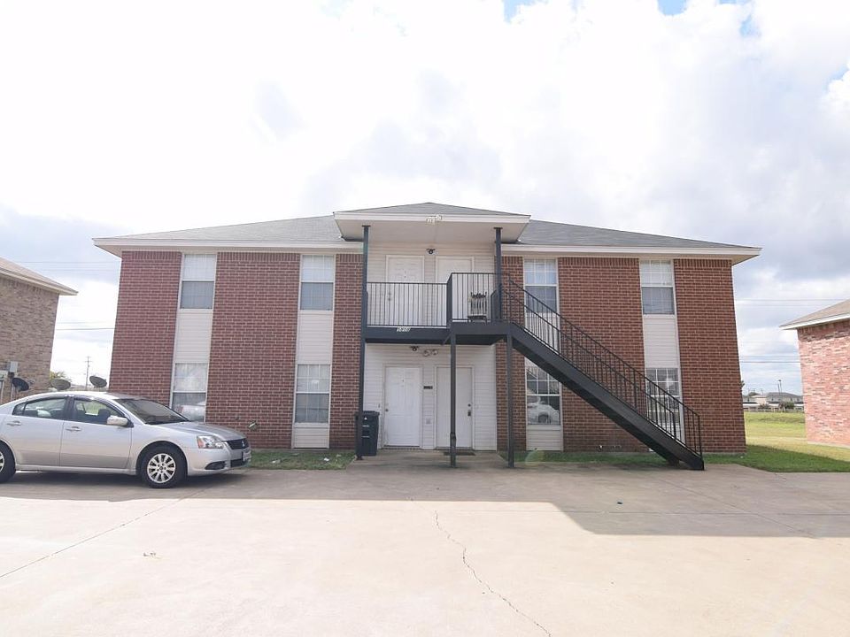 1st image of 5808 Greengate Dr APT B
