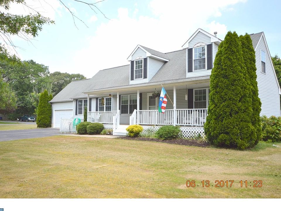 1st image of 15 Avery Lynn Ct