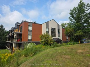 1235 Deerhurst Dr #52-203, Huntsville, ON P1H 2E8