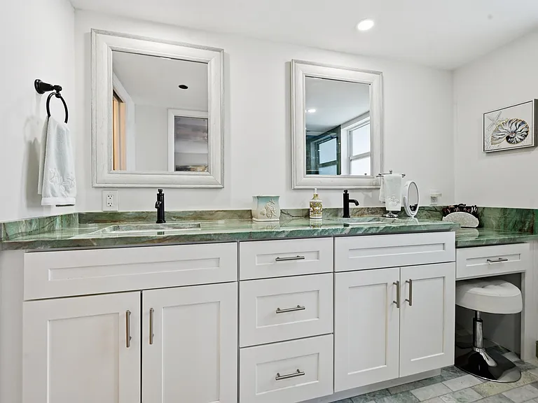 4015 W Palm Aire Dr #1001 — Photo 22