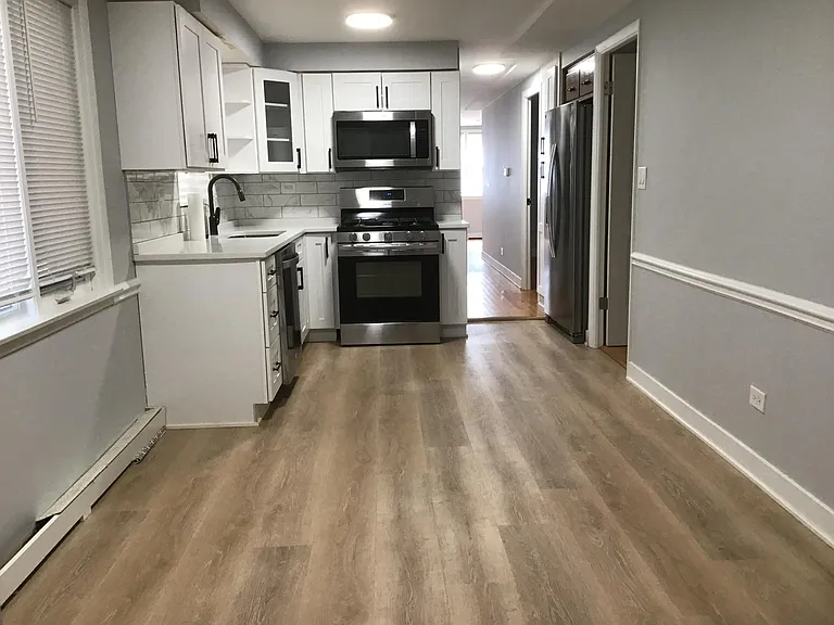 Kitchen spacious area for a nook