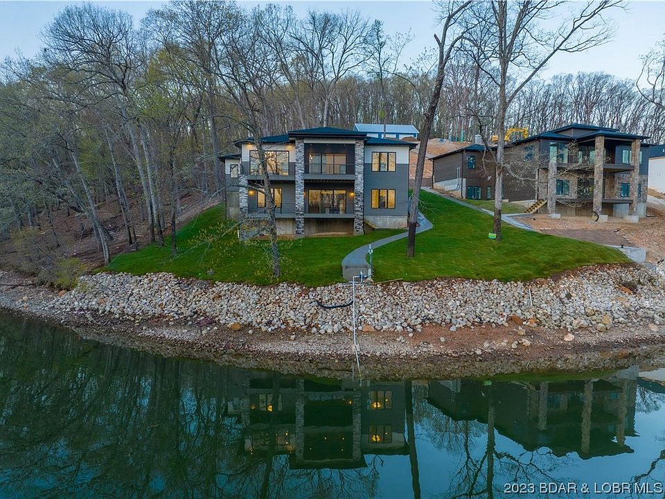 1st image of 132 Hazelnut Dr