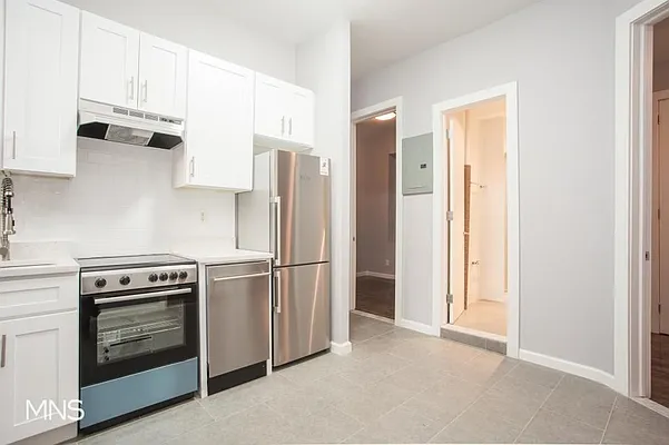 Rented by MNS Marketing | media 17