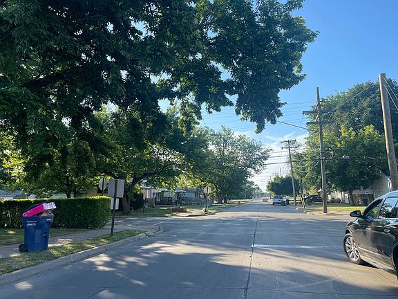 4th image of 1811 Cicotte Ave