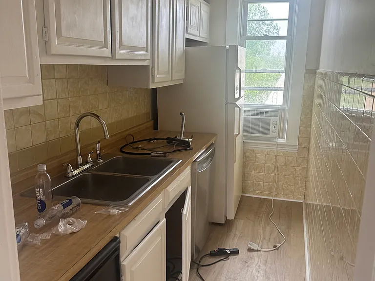 18 Rena St #2 — Photo 6