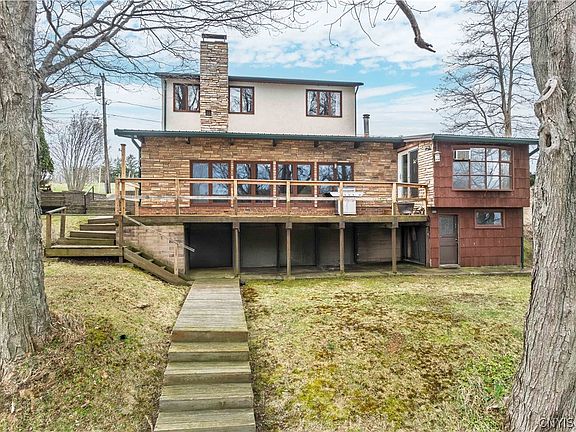 5th image of 14684 Ingersoll Rd