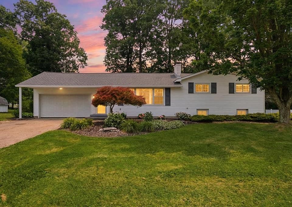 1st image of 432 Melody Ln
