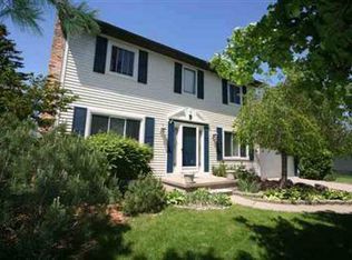 5314 Jamestown Rd, Grand Blanc, MI 48439