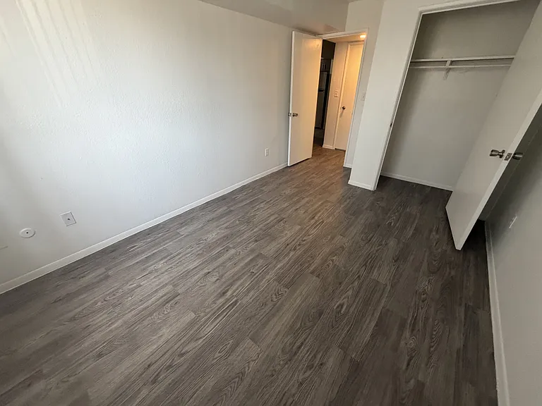 Academy Heights Apartments — Photo 19