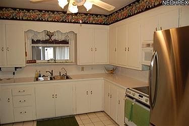 5th image of 140 Hood Dr