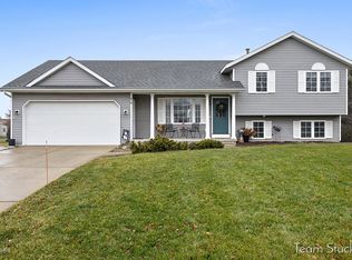 1415 Sunflower Way, Hudsonville, MI 49426