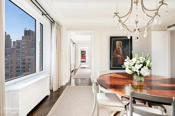 Sold by Sotheby's International Realty | media 4