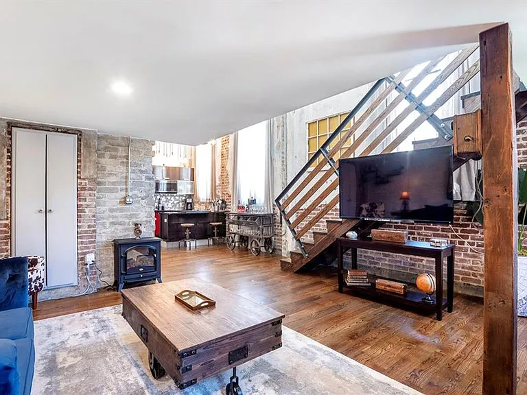 650 Glen Iris Dr NE #30 — Photo 22