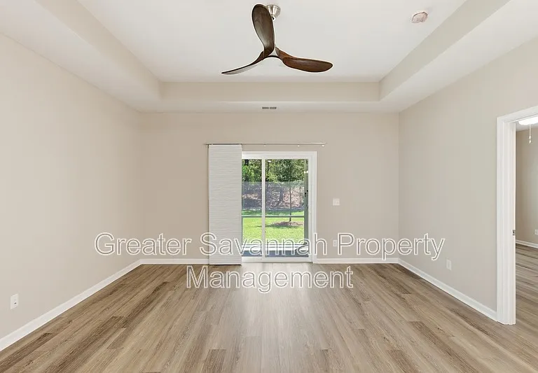 130 Danbury Ct #1 — Photo 16