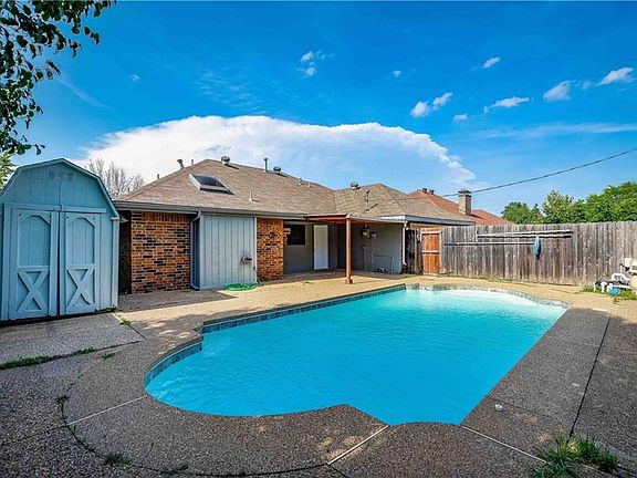 5th image of 412 Conger Dr