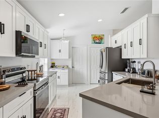 845 Greenleaf Cir, Vero Beach, FL 32960