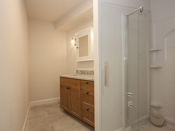 5th image of 49A Soule Ave