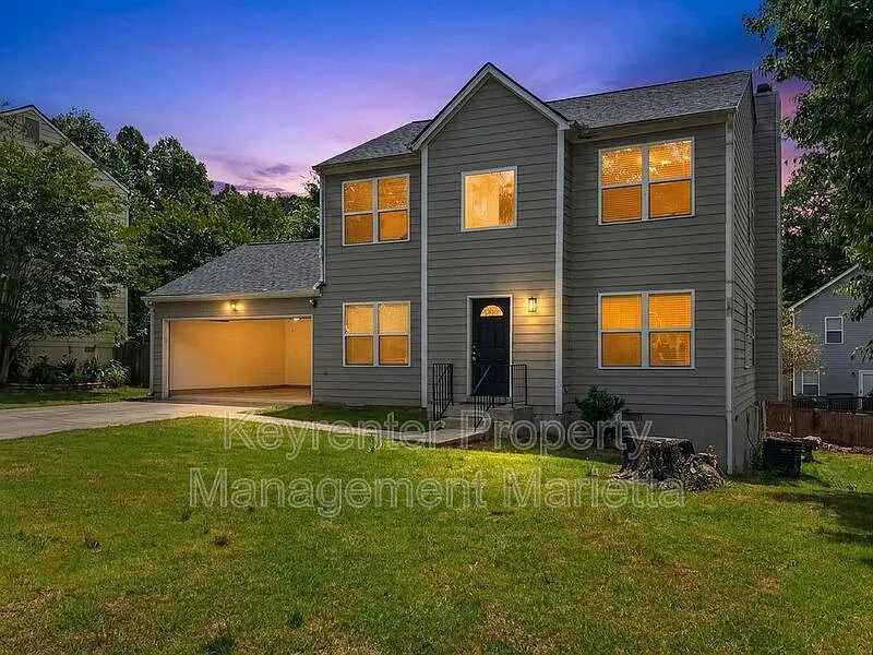 4 bed, 2.0 bath, 1856 sqft, $1,995 — Photo 1
