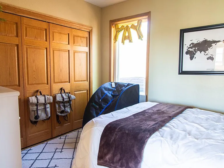 15 E 7th St #3 — Photo 11