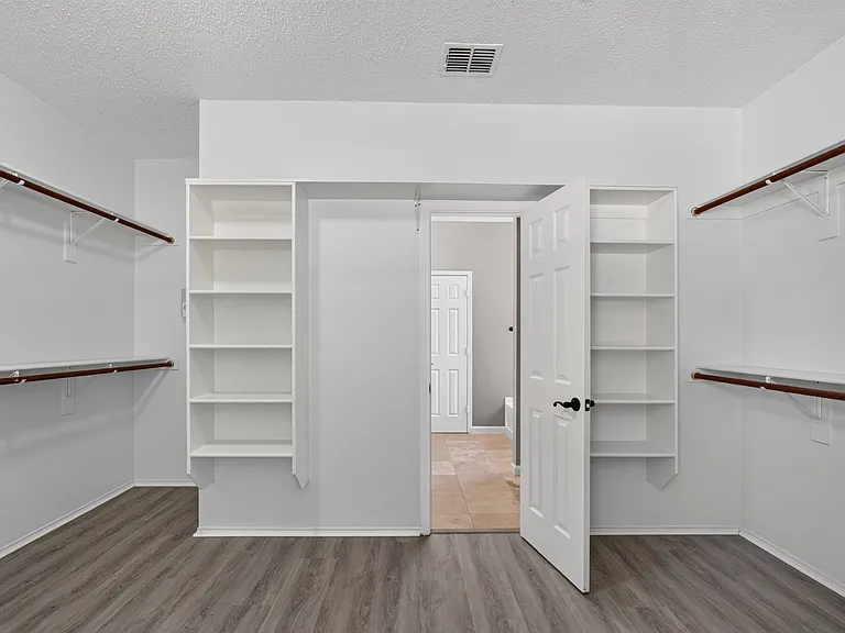 1531 Timber Ridge Dr — Photo 20