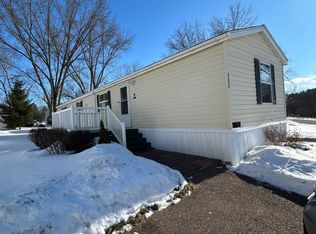 5052 Bonnie Vale Ct, Eau Claire, WI 54701