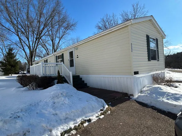 5052 Bonnie Vale Ct, Eau Claire, WI 54701