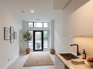 699 Sheppard Ave E #101, Toronto, ON M2K 2Z3