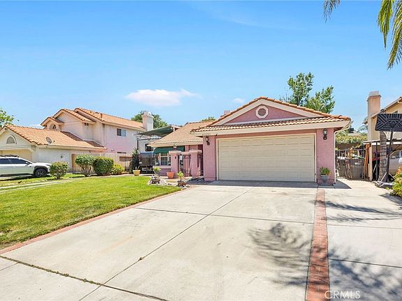 2nd image of 43395 Peartree Ln
