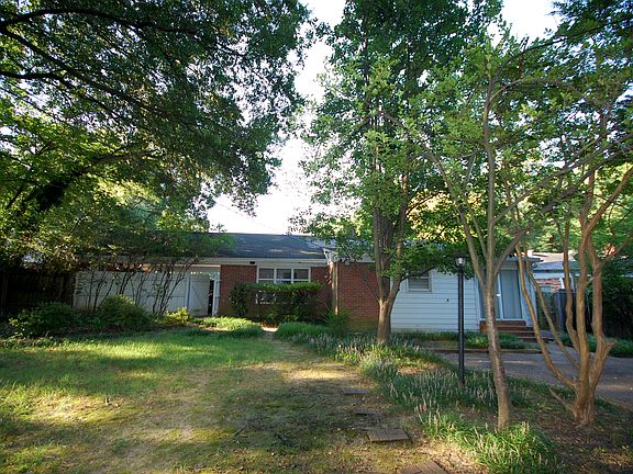 Exterior back view of the home.