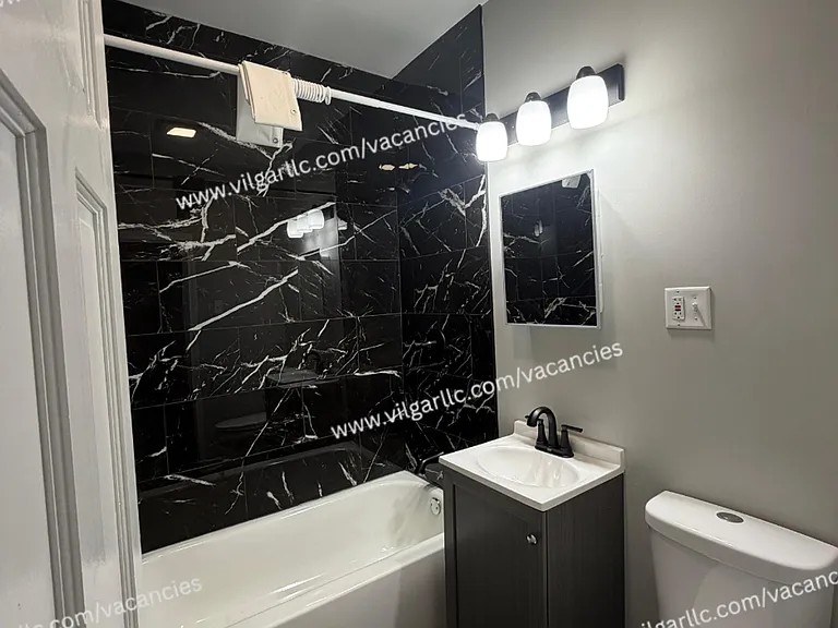825 Merrill St — Photo 12