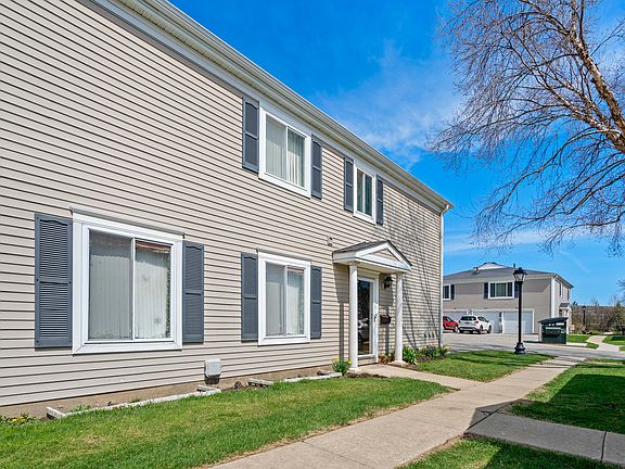 2nd image of 1220 Cove Dr #224D