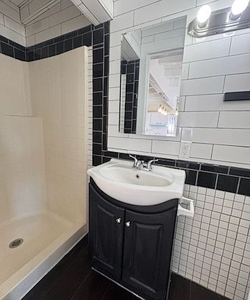 5th image of 15419 Cimarron Ave #1