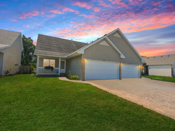 1809 Marina Dr, Normal, IL 61761