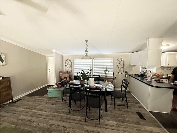 2nd image of 1475 Johnson Rd