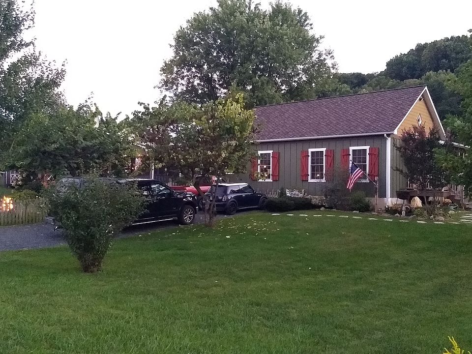 2nd image of 47 Massies Mountain Rd