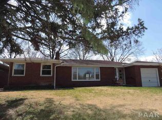 400 Sheridan Rd, Pekin, IL 61554