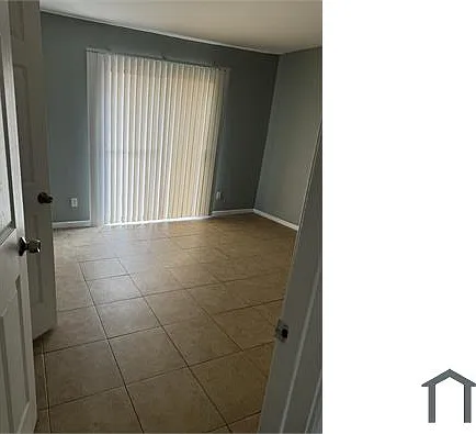 10100 S Gessner Rd #404 — Photo 4