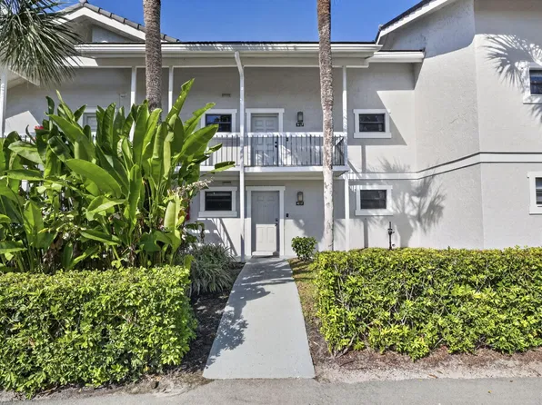 11863 Wimbledon Circle #416, Wellington, FL 33414