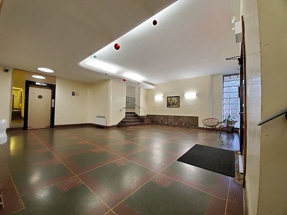 4th image of 140 Van Cortlandt Ave W APT 1H