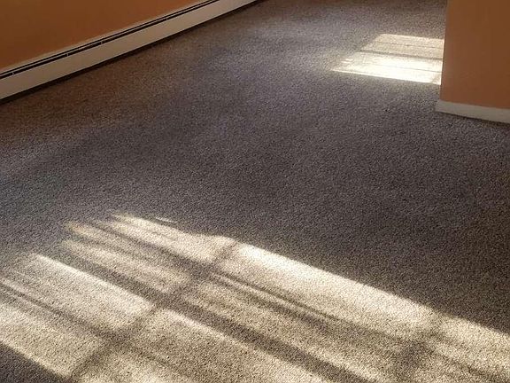 2nd image of 16287 Aurora Ave APT 1