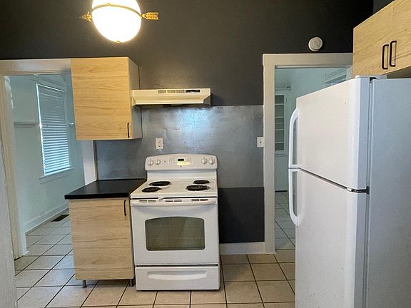 5th image of 123 W 41st St Unit A