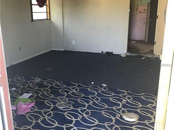 3rd image of 307 S Hill Ave